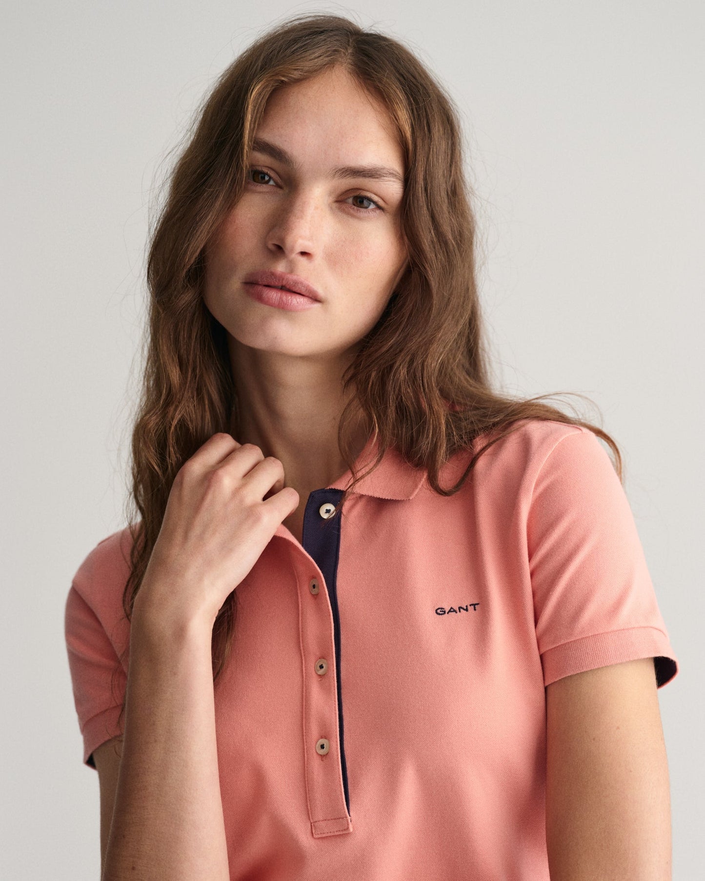 Polo piqué à col contrasté pour femme - ROSE PÊCHE 