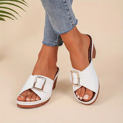 Einfarbige, stilvolle Sandalen für Damen 