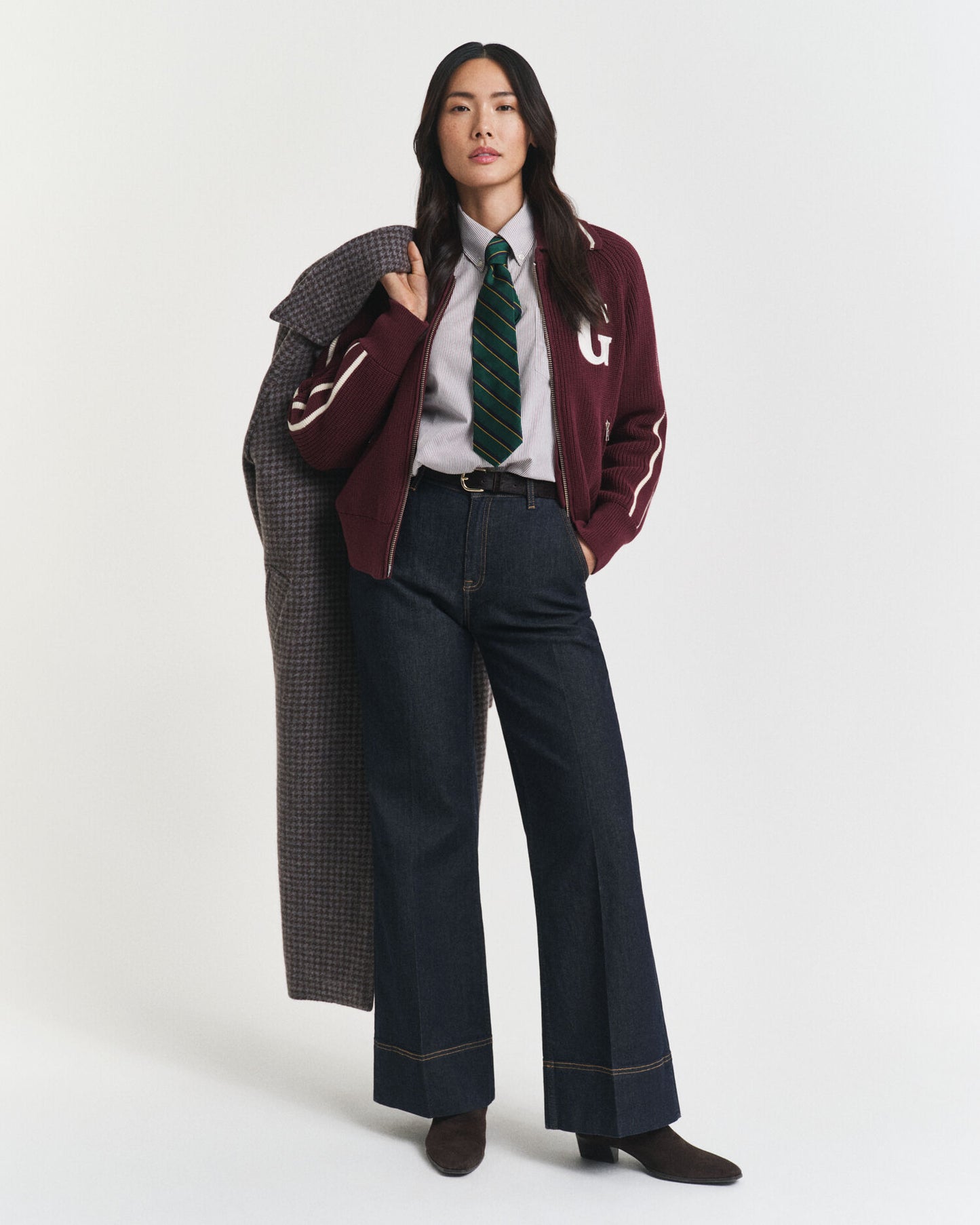 Wide Flared Tailored Jeans